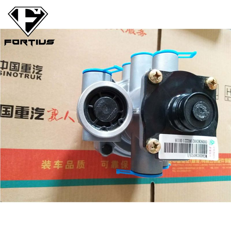 Sinotruk HOWO A7 C7h T5g Truck Spare Parts Trailer Control Valve Wg9000360525