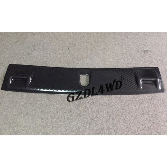 Передний спойлер с LED-лампой для Toyota Hilux Revo 2015-2017