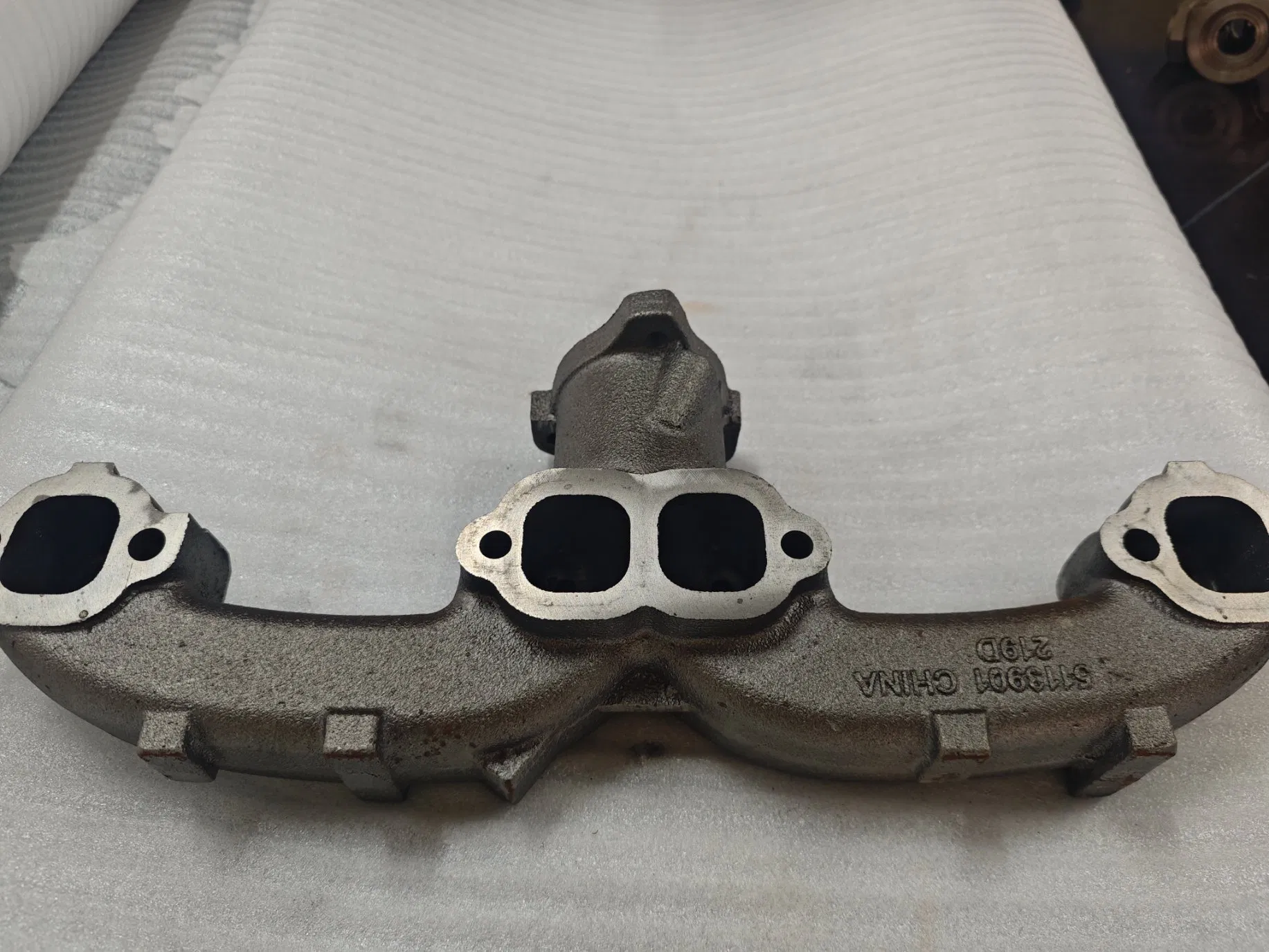 Регулируемый воздухозаборник для авто, коллектор