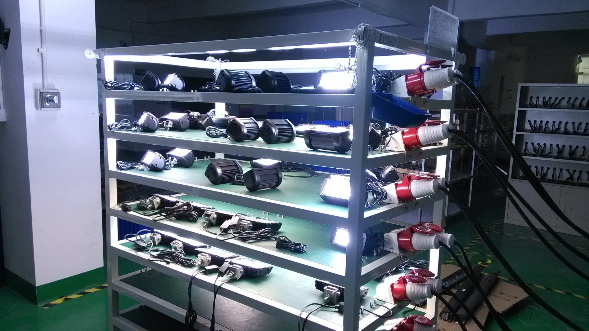 High Power Bright Offroad 4WD Vehicle Car Truck Tractor Boat Trailer 4X4 SUV ATV 24V 12V Spot Bar Round Square Linear Repair LED Work Lights