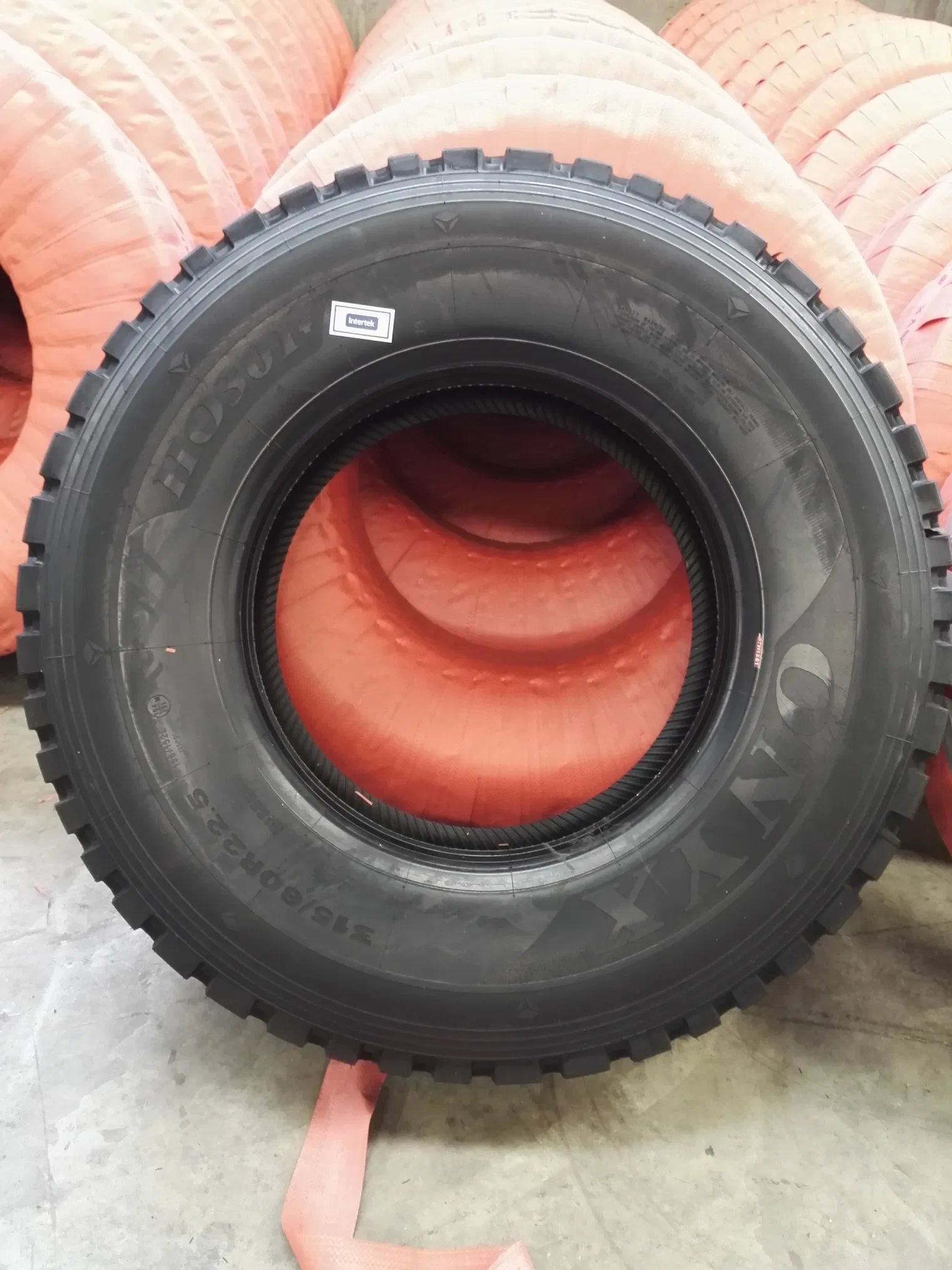Onyx Truck Tyre with Low Price 11r22.5 315/80r22.5 12.00r24