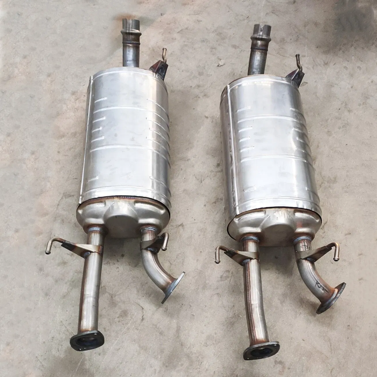 Средняя глушителя выхлопной трубы для Toyota Sequoia Tundra Land Cruiser 5.7L