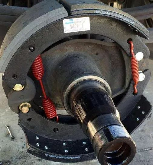 Тормозная колодка 4707 4515 для грузовиков и автобусов