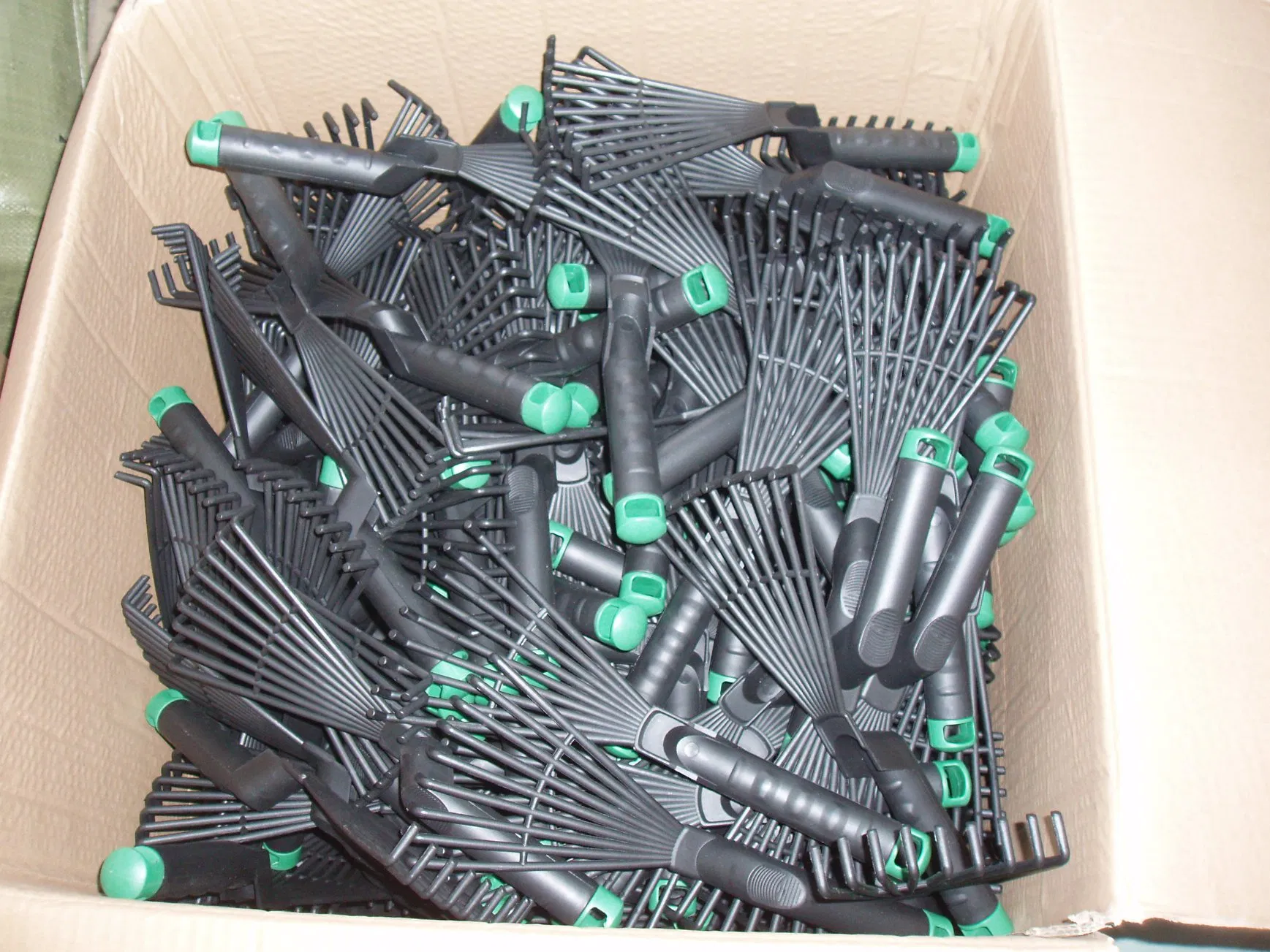 Plastic Handle Small Garden Shovel for Kids Heavy Duty Plastic