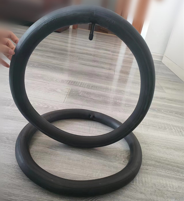 Камера велосипедная 28x1 1/2-1 5/8 с разными вентилями