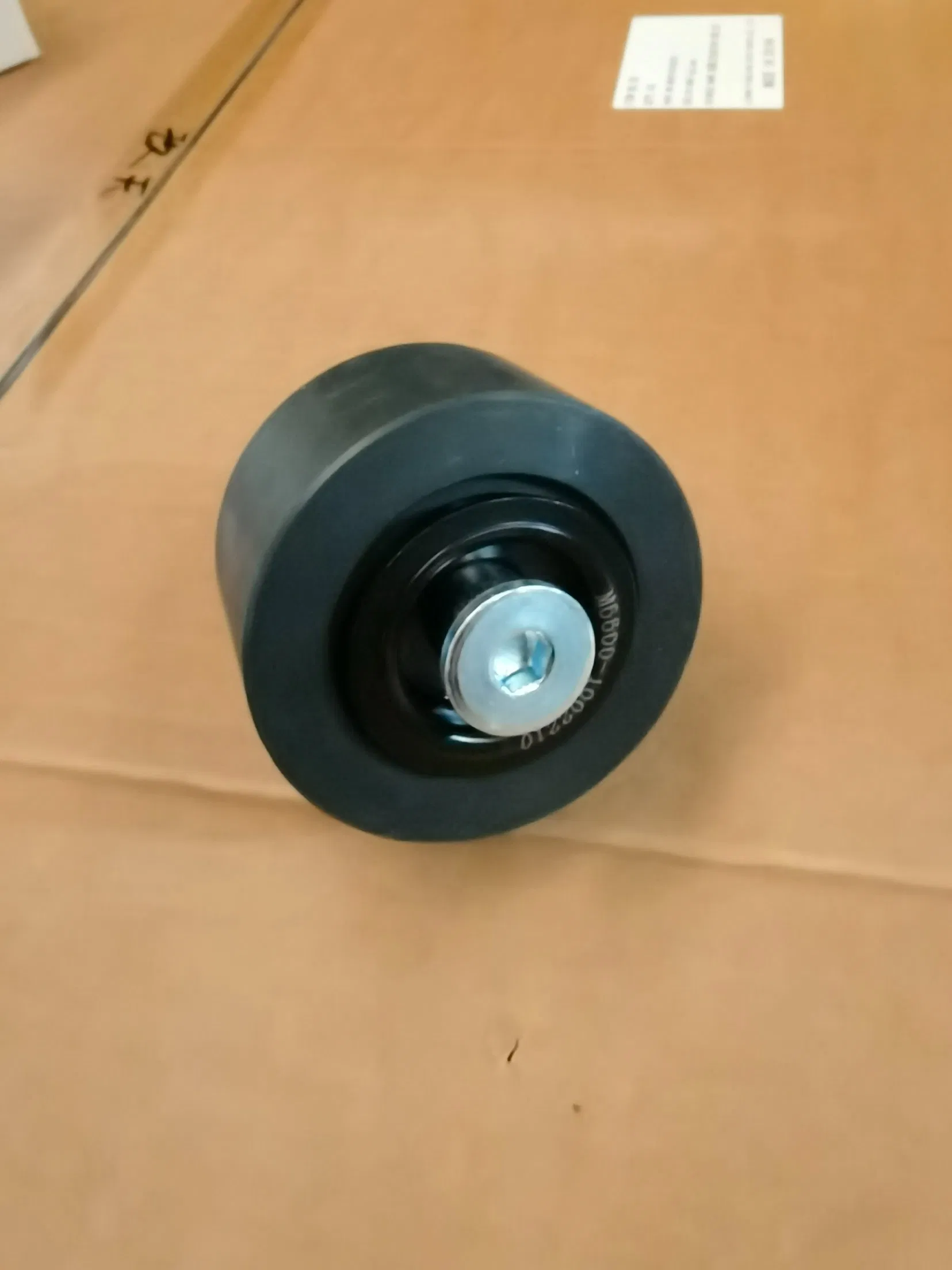 Кожаный натяжитель Yuchai M6600-1002210 для двигателя