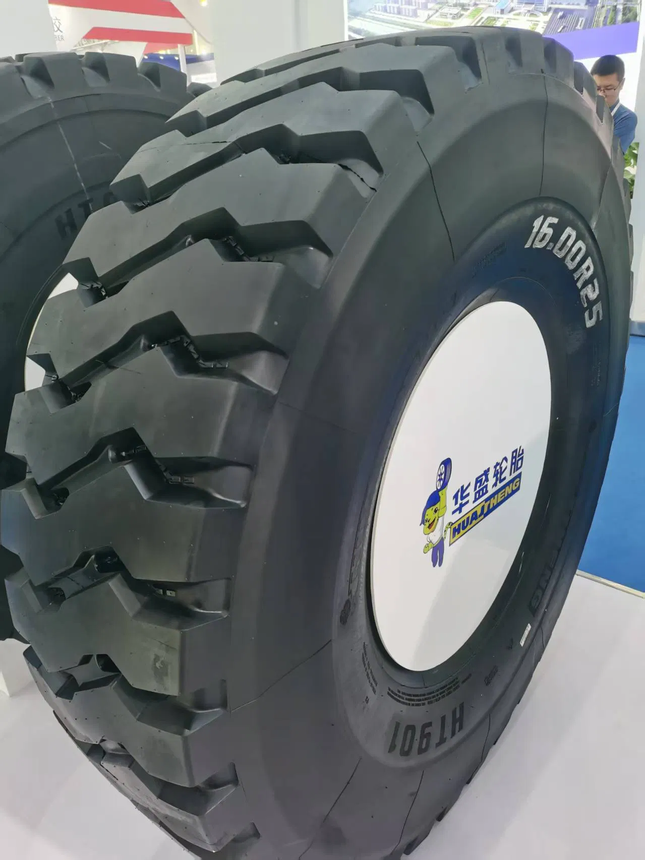 Cheap OTR Tyre 17.5-25 20.5-25 23.5-25 26.5-25 16.00-25 18.00-25 14.00-24 23.1-26 19.5L-24 400/60-15.5 Pattern E3/L3 G2/L2 E4/L4 L5 L5s I-3 Long Working Hours