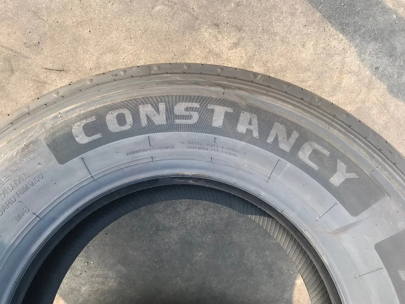 Factory Direct Price TBR Commercial Semi Truck Trailer Tires 295/80r22.5 20pr Truck Tyres