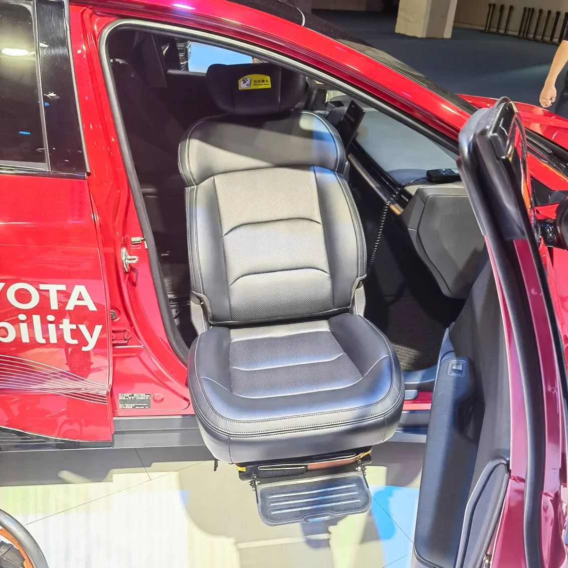 Electric Right Turning Seat for The Disabled & Old