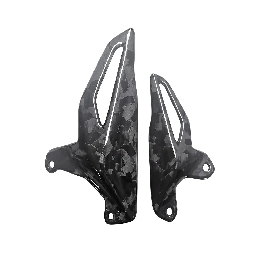 Защита пятки Ducati Panigale V4 из карбона