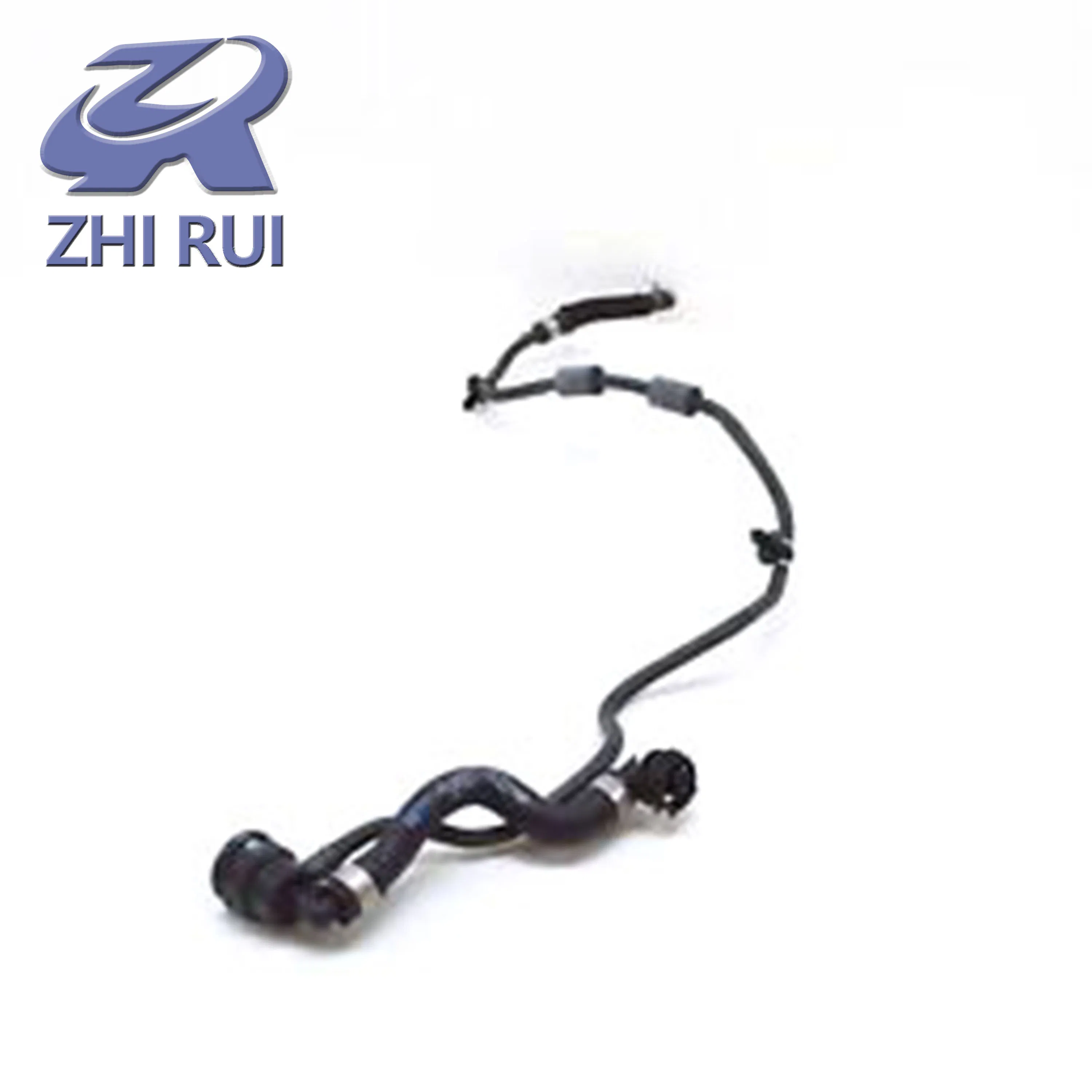 Патрубок системы охлаждения Mercedes-Benz C260L