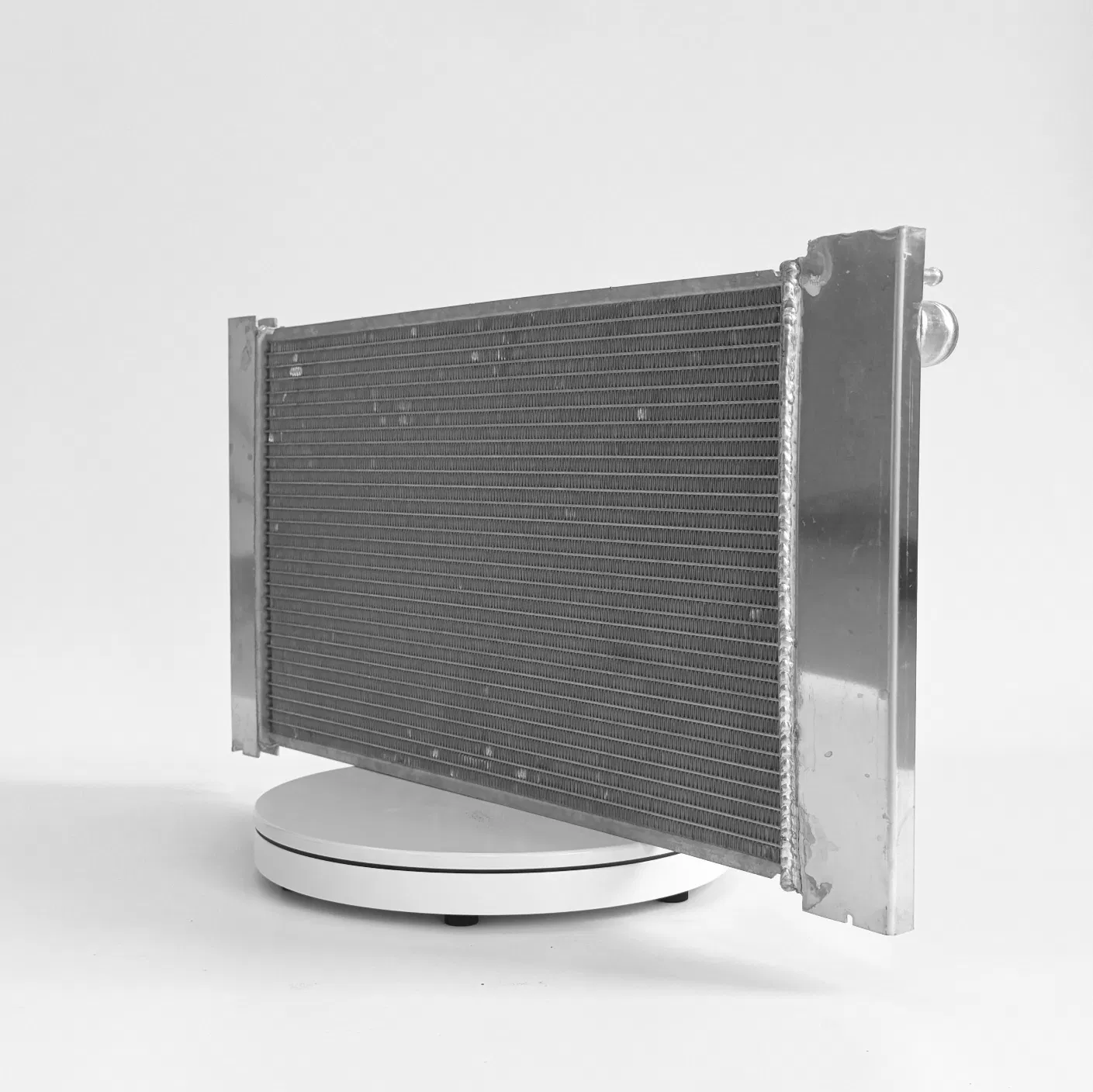 Радиатор алюминиевый для Mini Cooper (2007-2016)