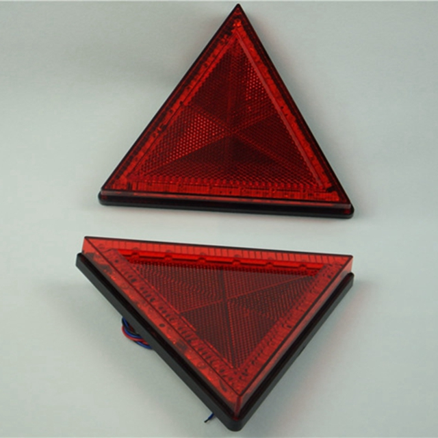 Truck Accessories 12V Trailer Tail Lamp Triangle Tail Light Lt101