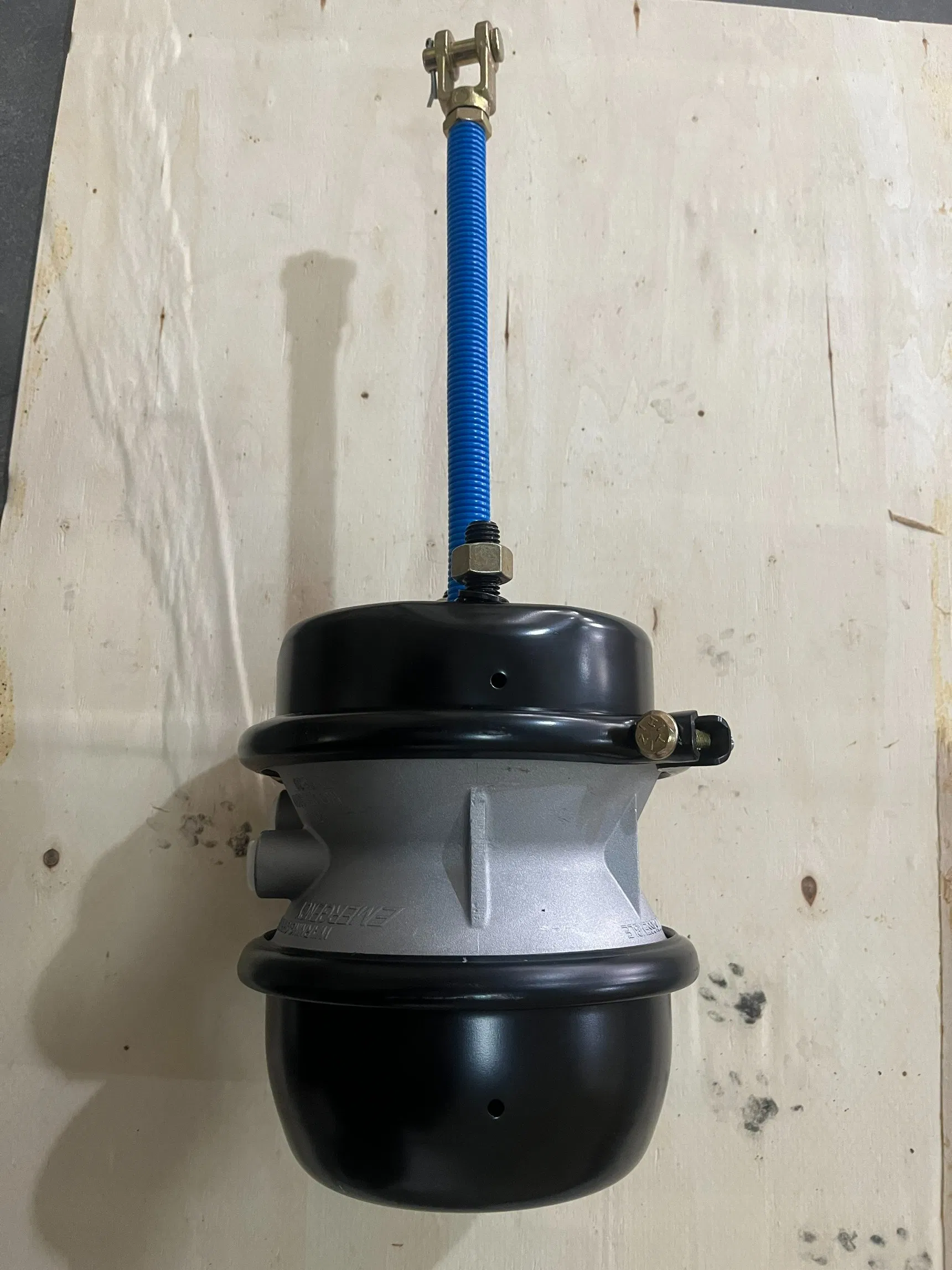 Тормозная камера EBC3030CPLBX для грузовиков