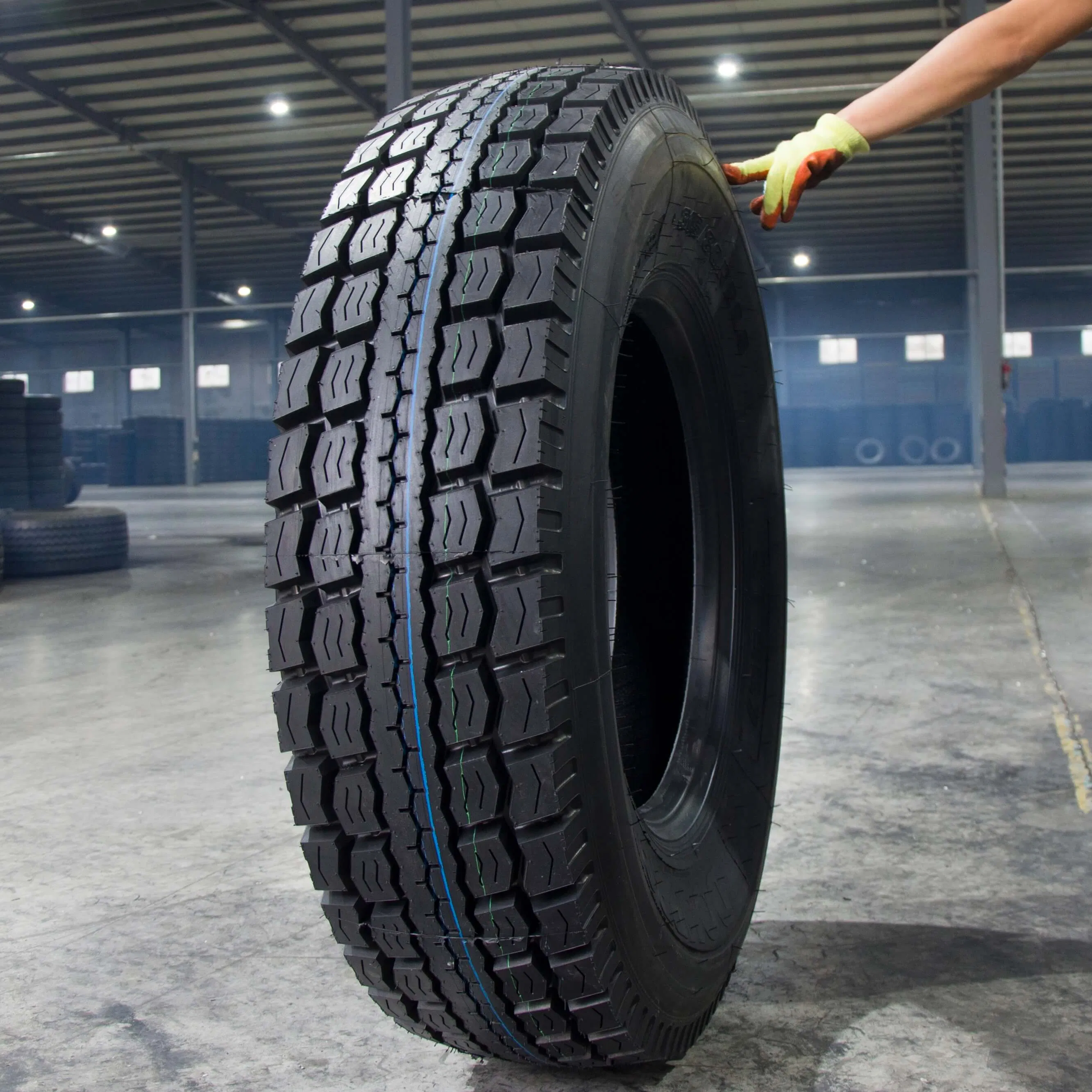 Low Profile Truck Tire 295 75 22.5 11r24.5 10.00-20 11.22.5 285 70 19.5 1000-20