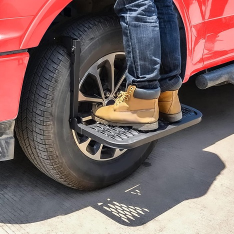 Folding Steel Ladder for Quick Tire Changes and Vehicle Access