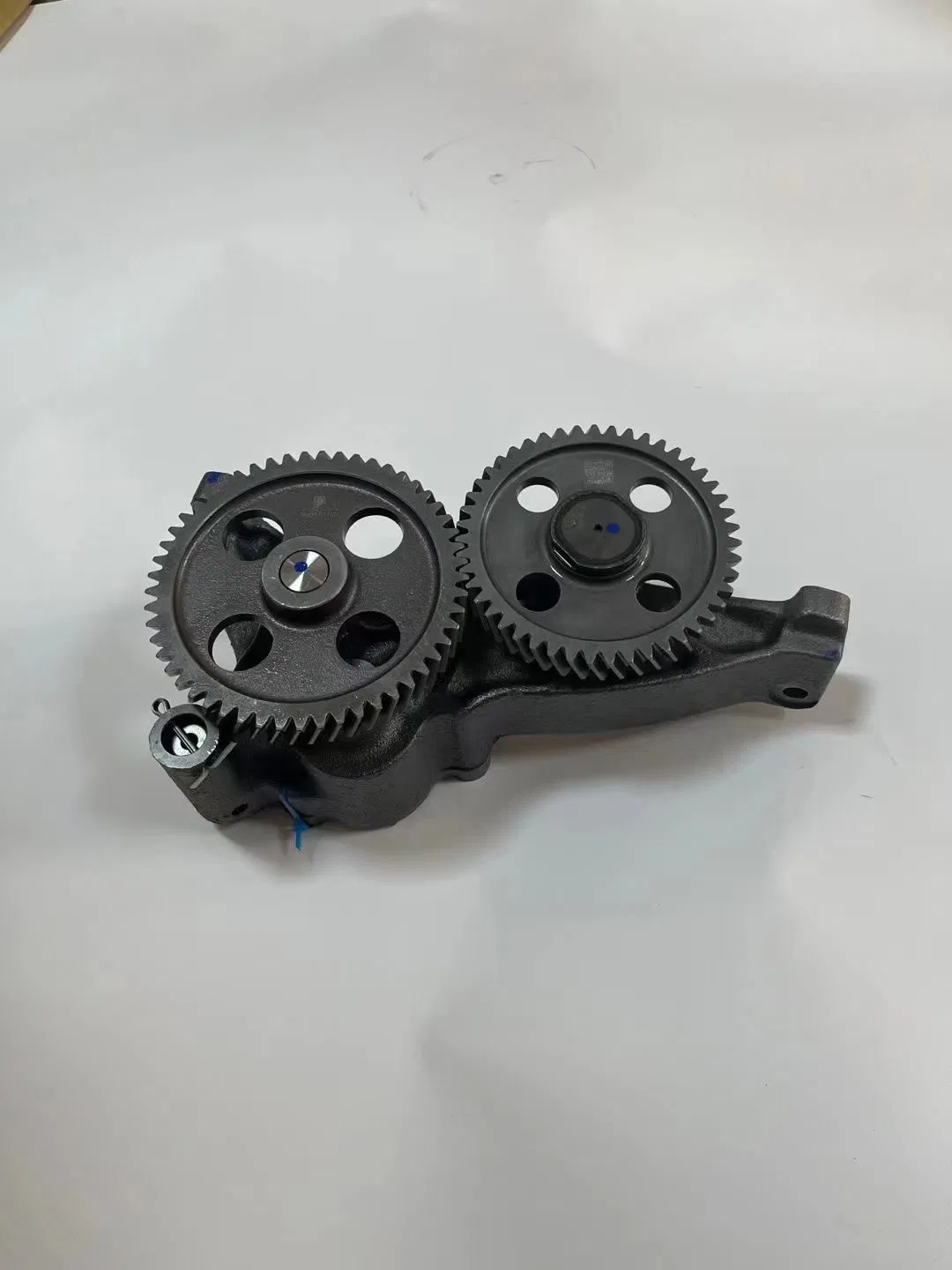 Масляный насос Mitsubishi 6D246D22 для экскаваторов Doosan