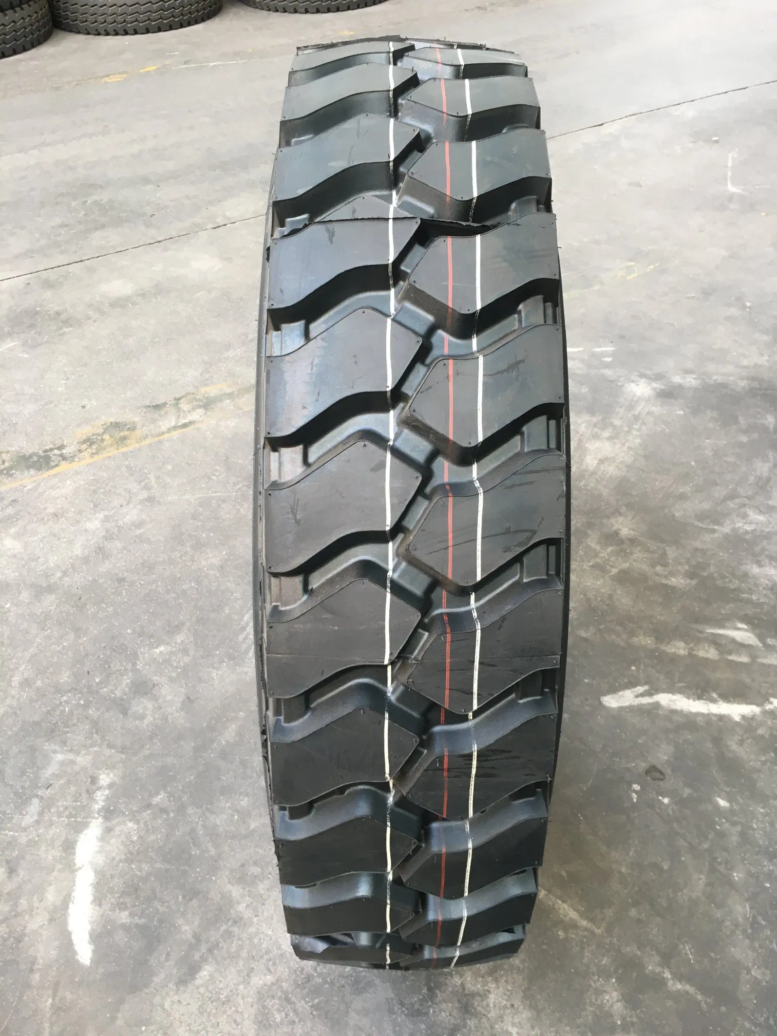 Truck Tire 11.00r20 TBR Tires Heavy Duty Long Mileage ECE R117 DOT