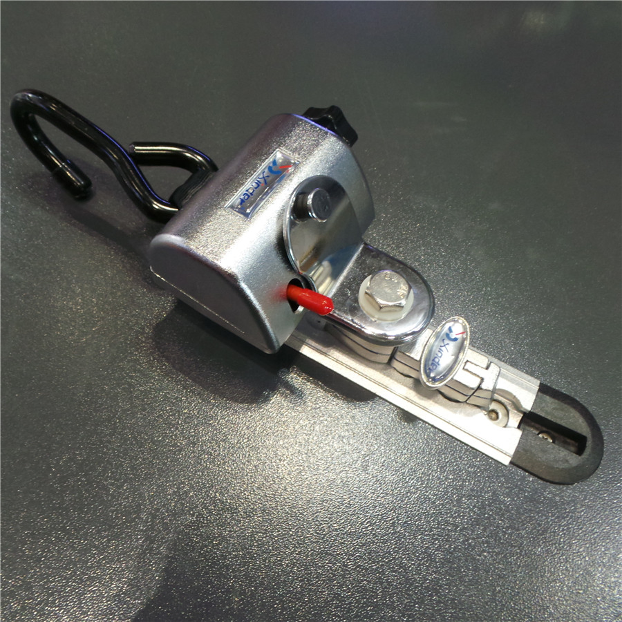 Wheelchair Restraint System Fasters Wheelchair in-Vehicle Fixing Device