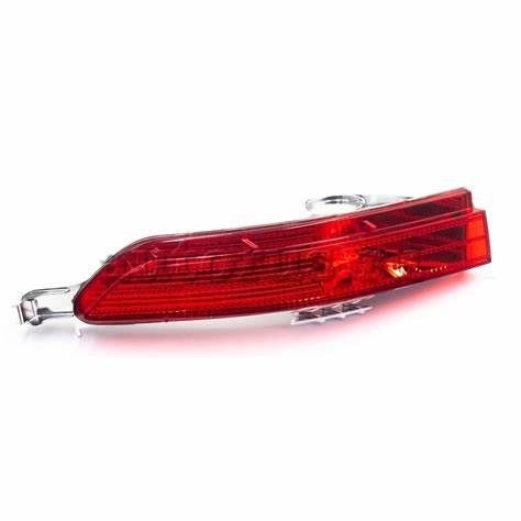 Spare Parts Rear Bumper Lamp L/R for Touareg 2011-14 7p6945701d/7p6945702f