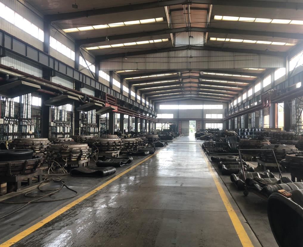 16.00-20 16pr Tt Desert Tyre/Sand Tyre with Long Life Time