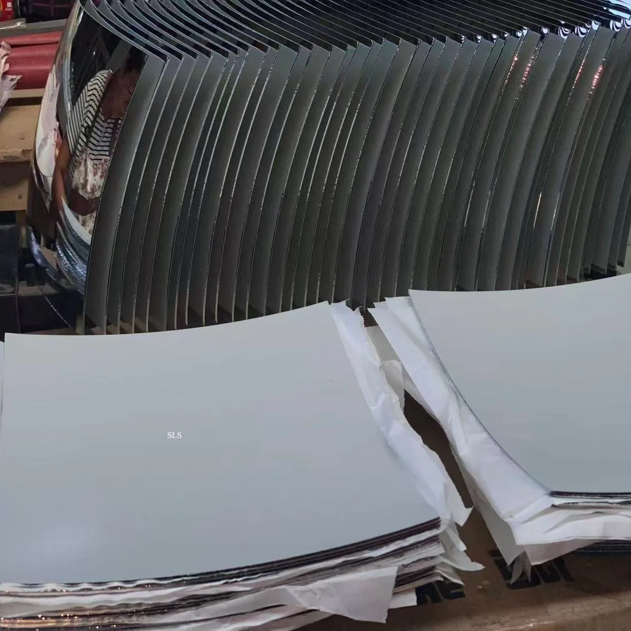 2mm Float Glass Single Chrome Coated Bent Mirror Curved Mirror for Rearview Car