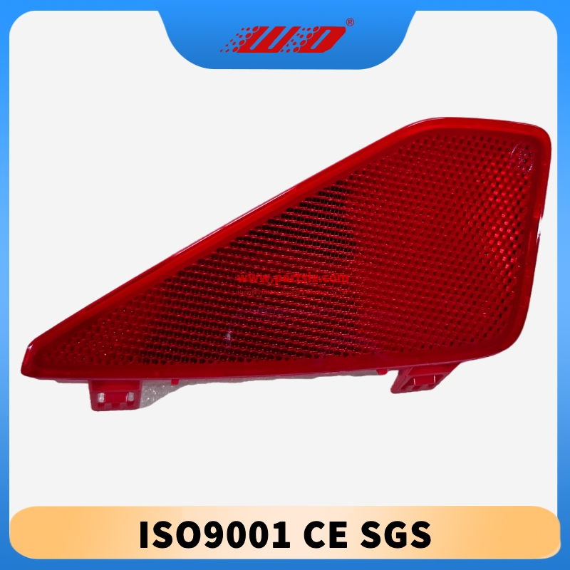 2024 Zeekr 001 Right Rear Bumper Reflector (OEM 8894240687) - Factory-Direct Original Parts (ISO Certified, 500+ PCS/Month Capacity)