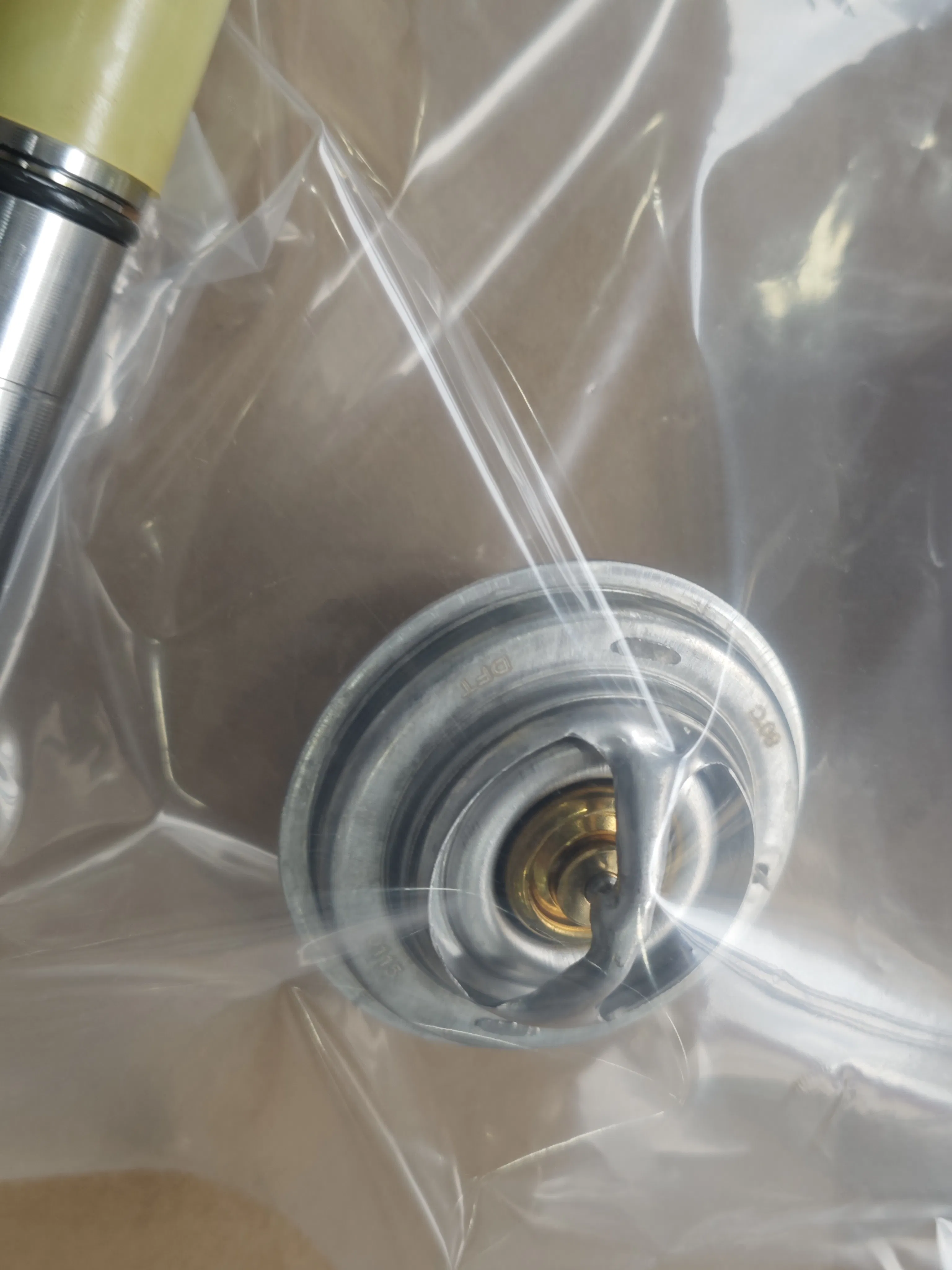 Термостат охлаждающей жидкости двигателя Sinotruk