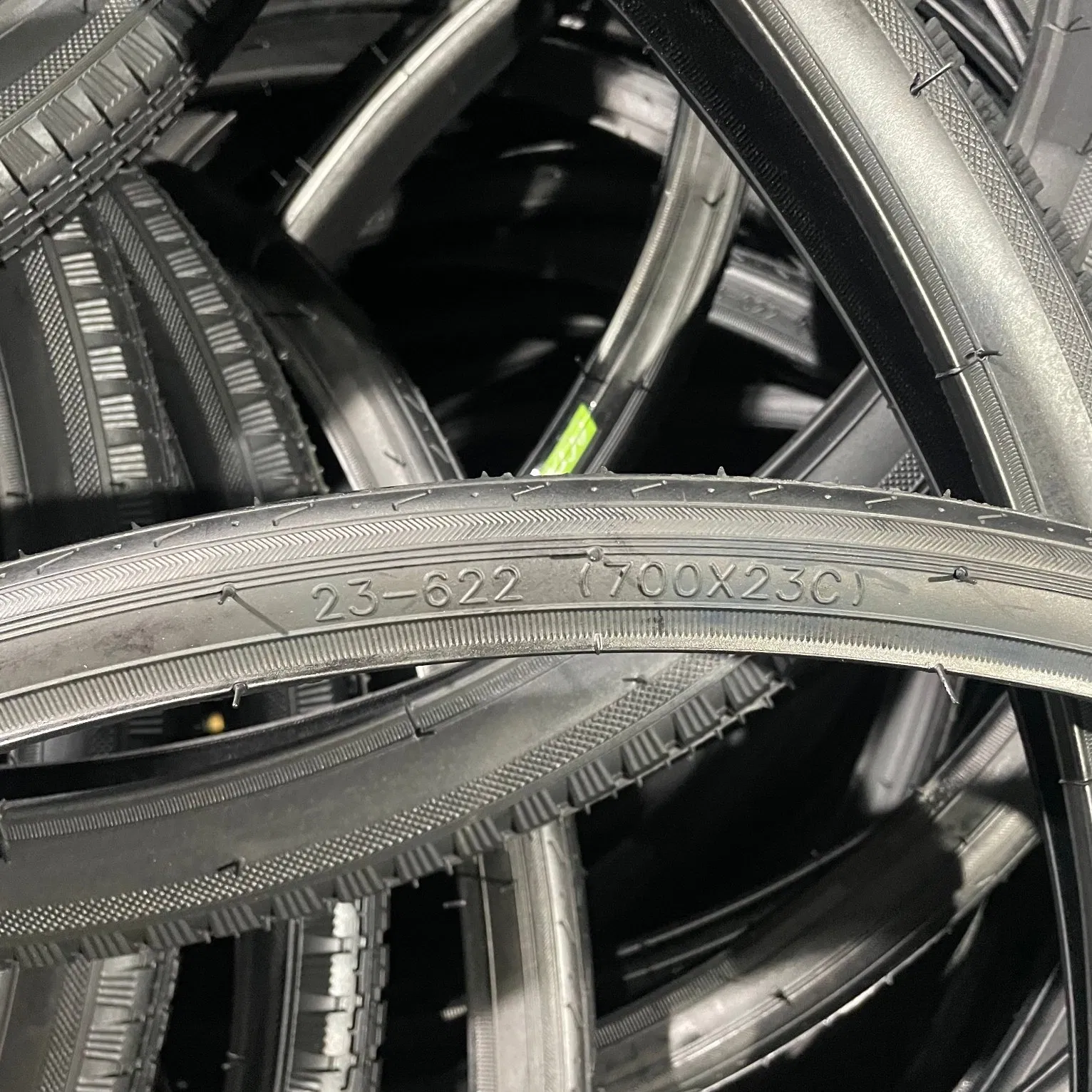 Велосипедная покрышка 27.5x1.95, защита от проколов