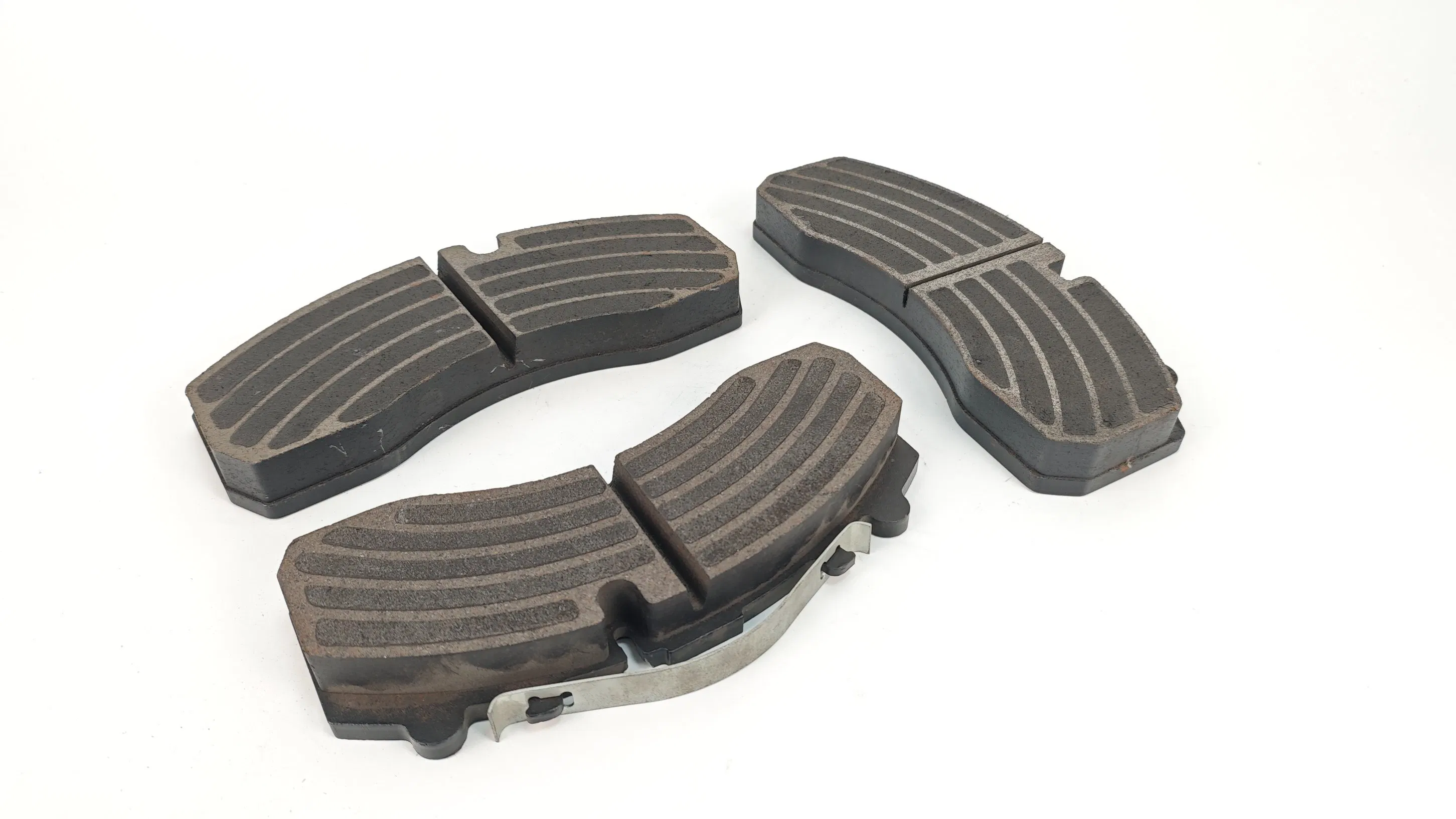 Truck Parts Brake Pads 29125 for Volvo Kinglong Yutong and for Benz
