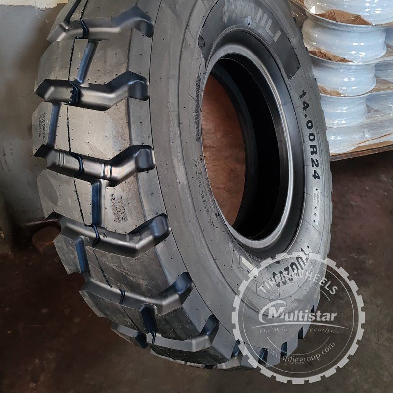 Industrial Solid Forklift Trailer Telehandler Skid Steer Loader Tyres (10.00-20 14.00-24 12.00-24 16.00-25 18.00-25)