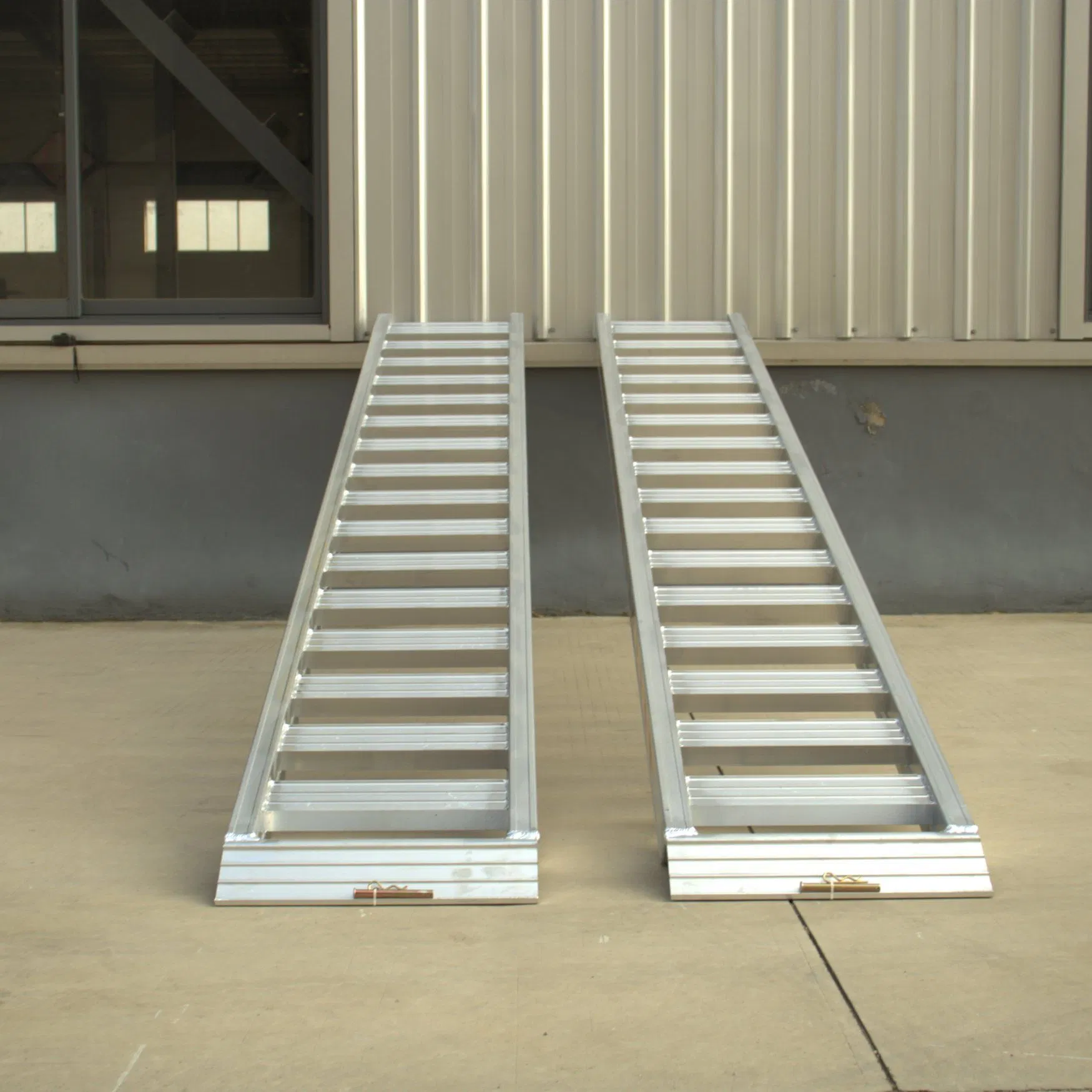 Алюминиевые трапы для погрузчика, грузоподъемность 3т