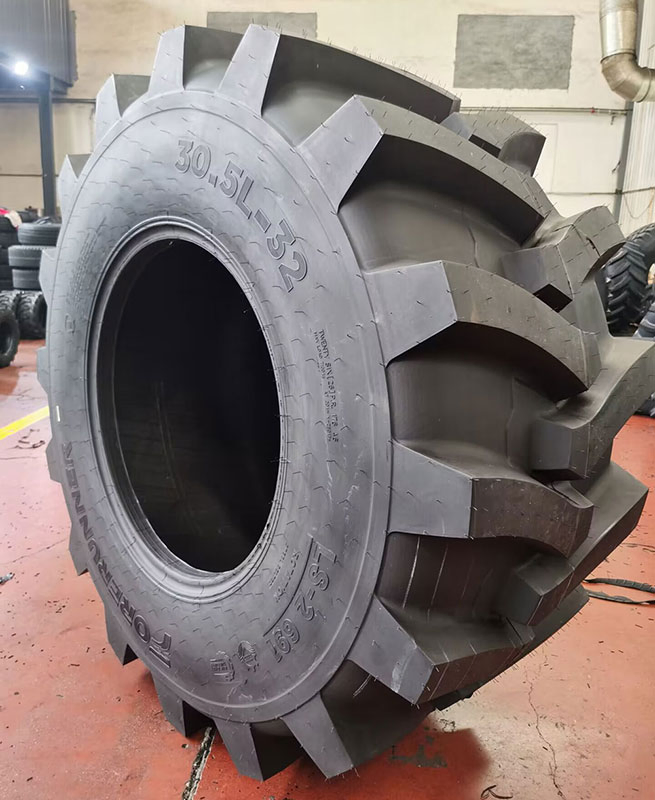 Лесная шина NICETY Ls-2 28L-26, 30.5L-32, 35.5L-32