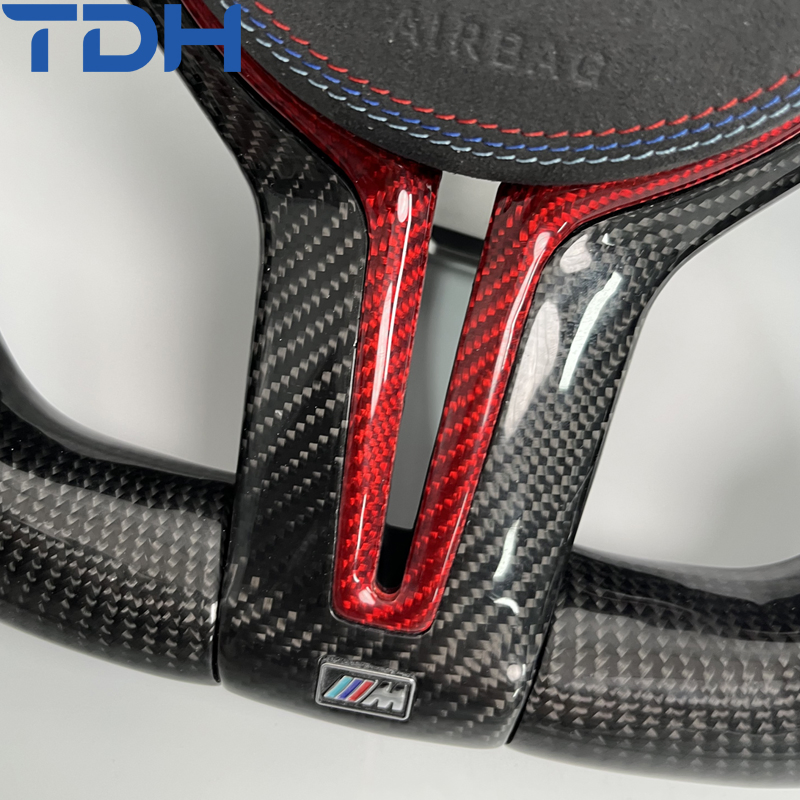 Руль BMW F30 карбон с LED экраном и подушкой безопасности