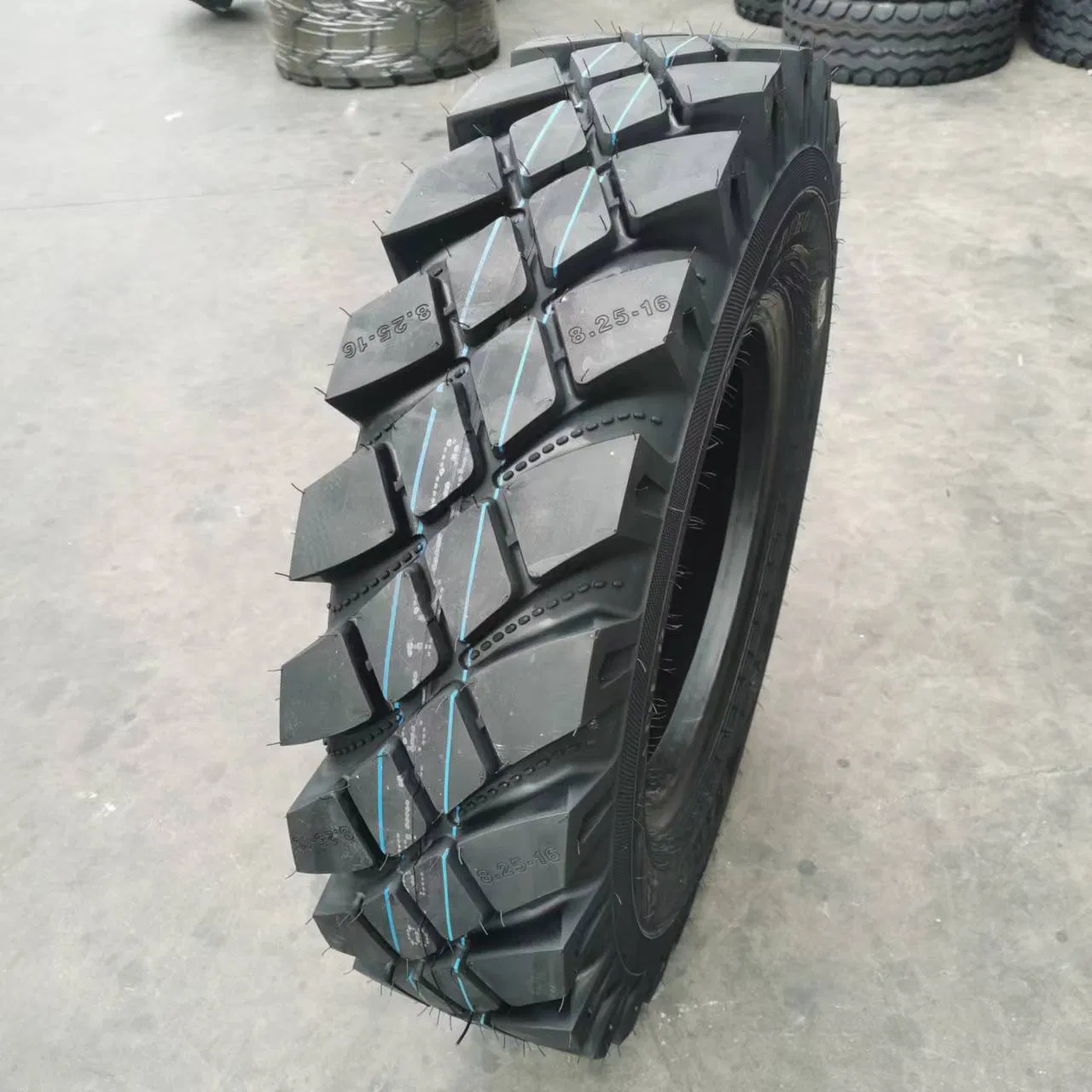 Bias Loader Tyre 7.50-16 8.25-16 9.00-16 Excavator OTR Tyre with Warranty