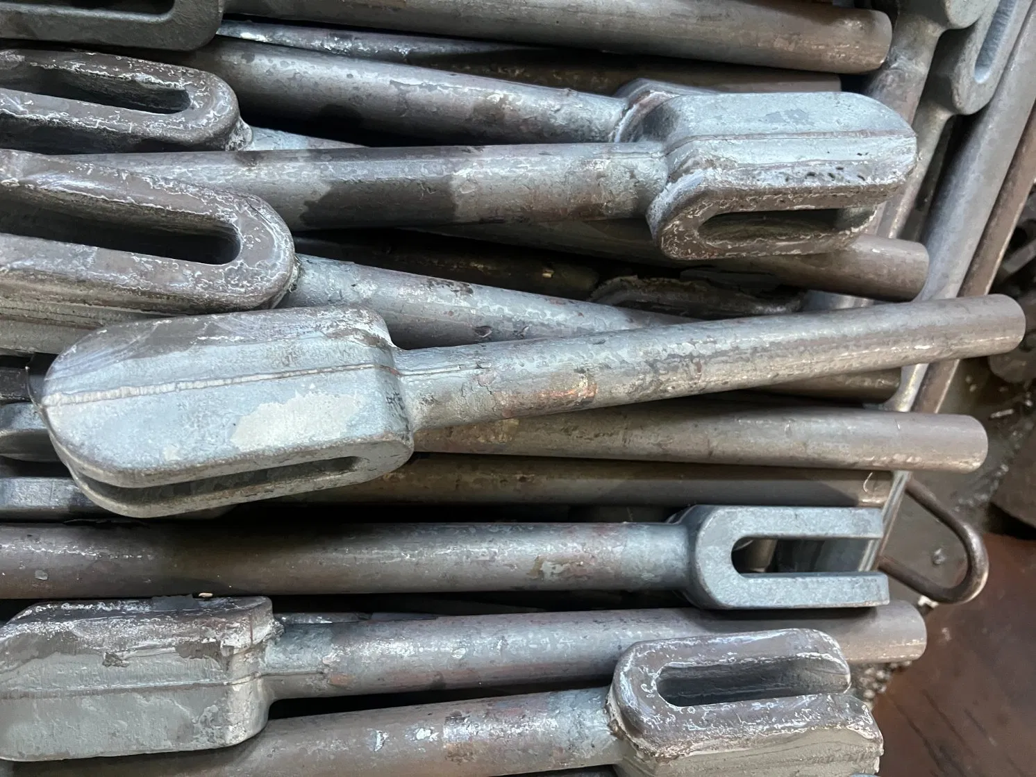 Automotive Connecting Rods: Precision Forged Carbon Steel, Made in The People's Republic