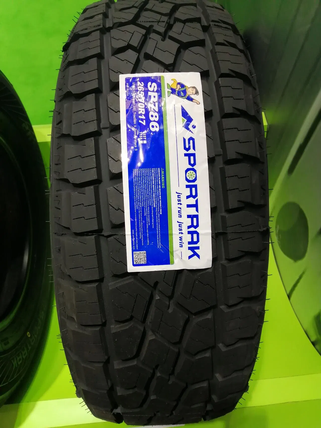 SUV Tyre China Passenger Car Tires Hot Quality 215/60r17 Sportrak Wholesale Neumaticos Tyre