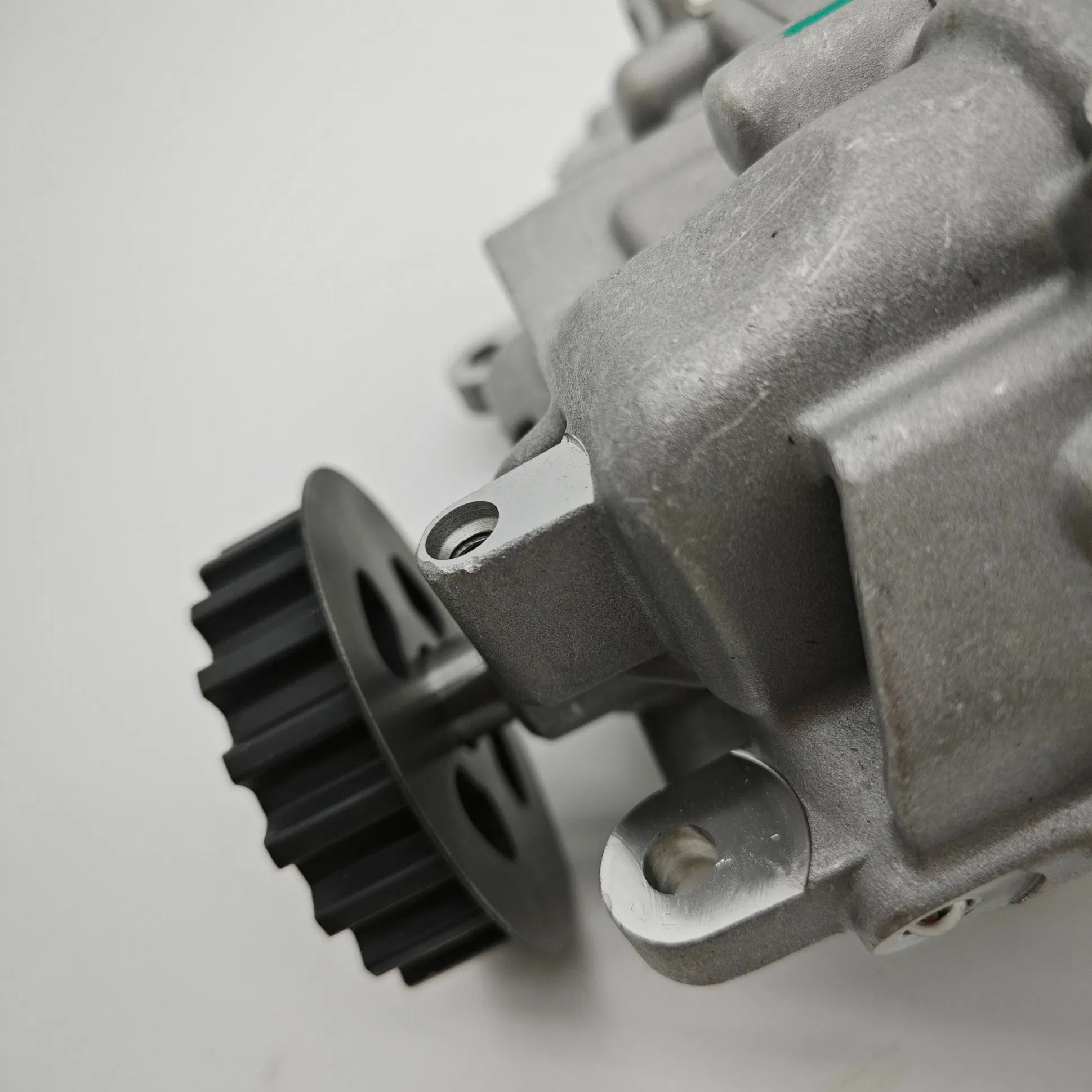 Масляный насос GK2Q-6600-FA для Ford Ranger, Transit, Tourneo 2.0