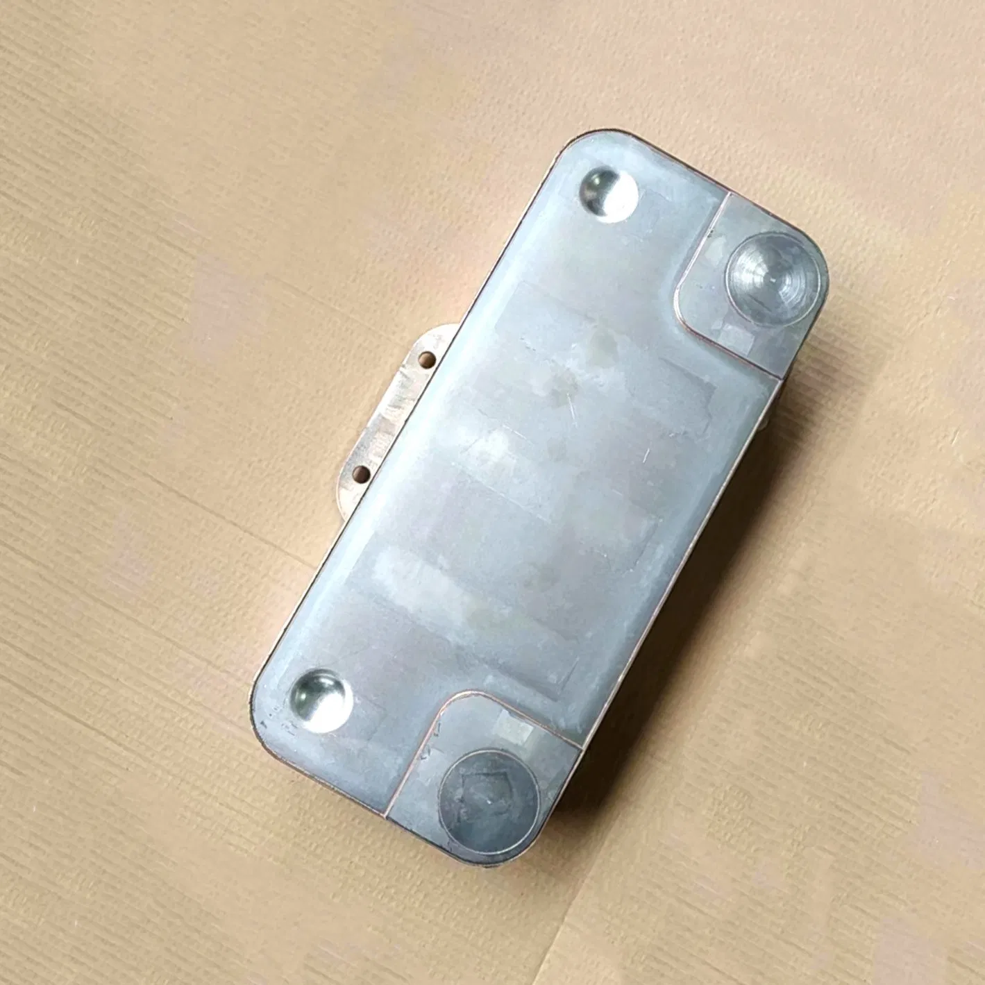 Масляный радиатор коробки передач ZF 0501219784 для DAF, MAN