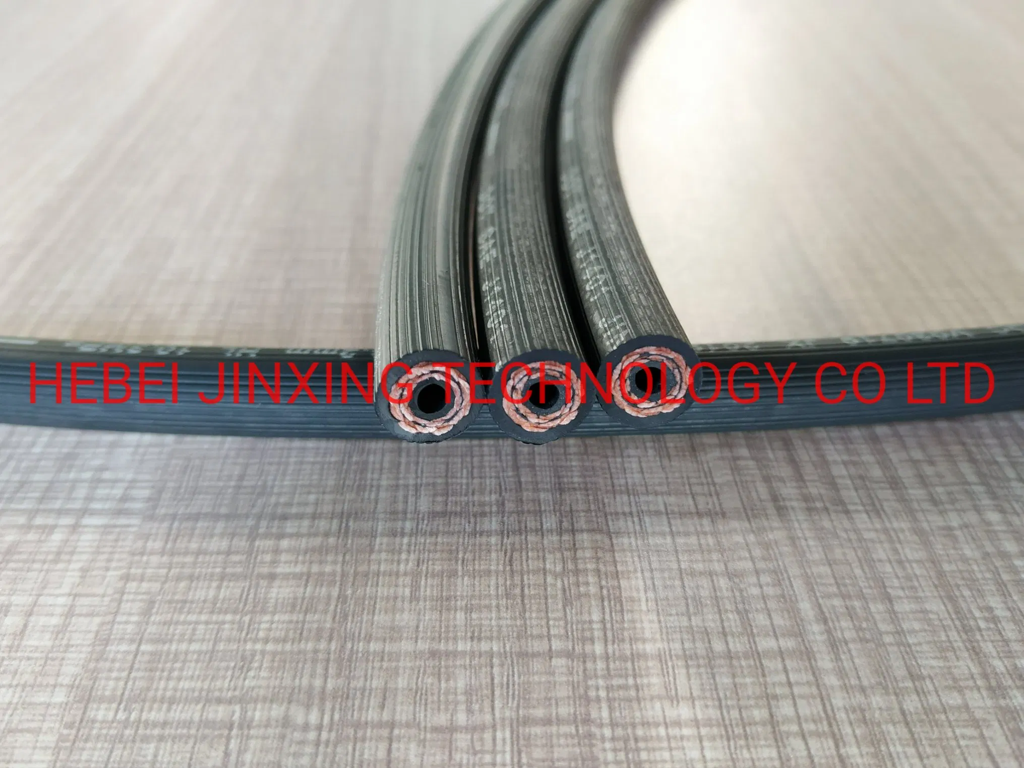 Embossed Flexible Brake Hose for Automobiles SAE J1401