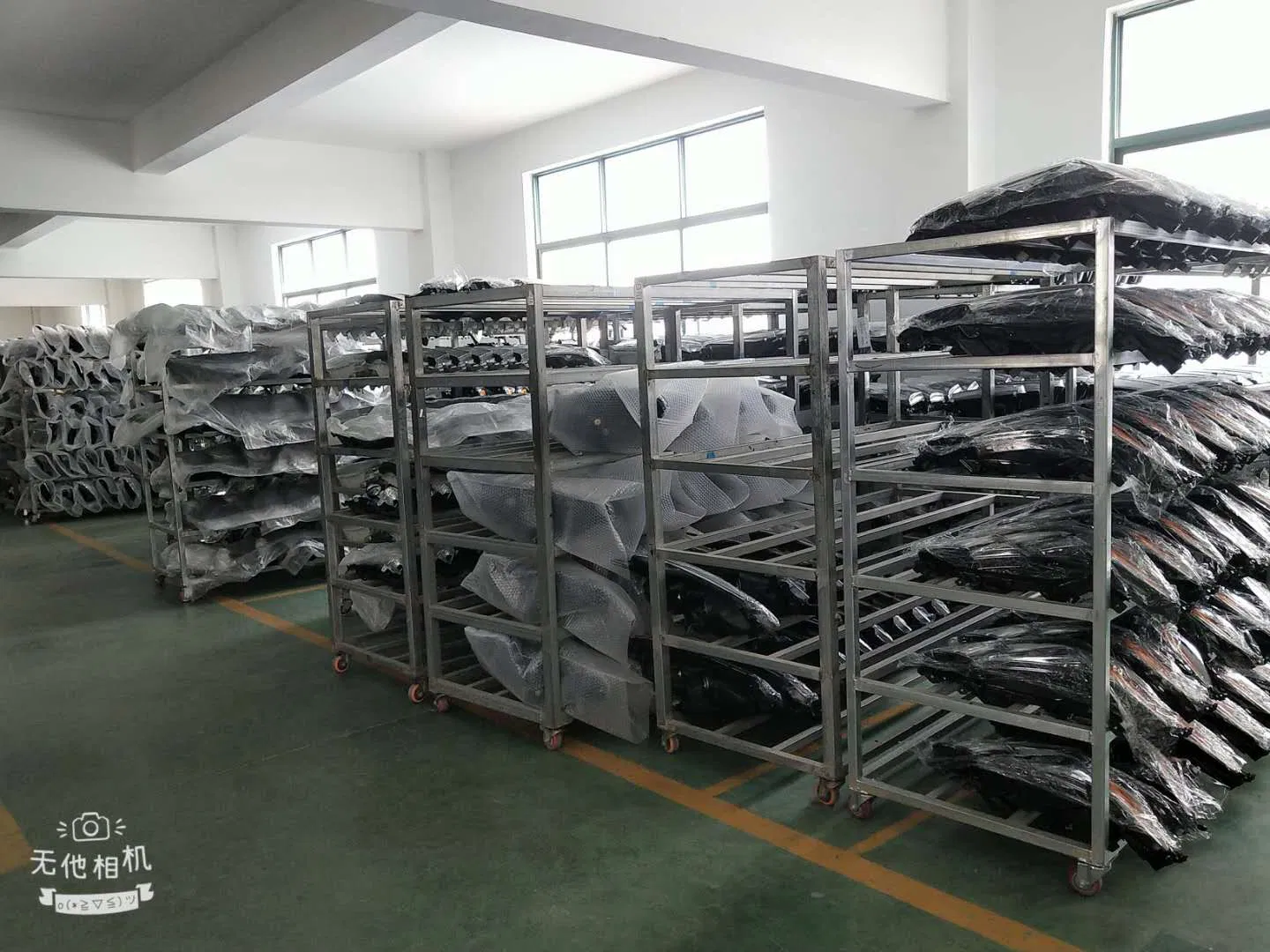 Tyj Good Quality Front Grille Car Accessories Spare Parts Front Bumper for Toyota Camry 2021 Se