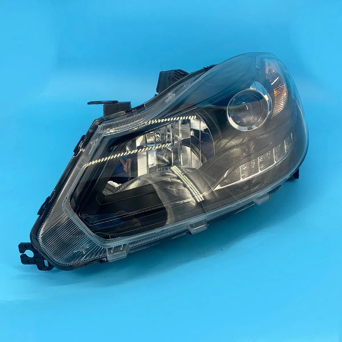 Jp2-13006-Ad Jp2-13006-Ab LED Headlamp Headlights for Jmc Yuhu Vigus3 Baodian Pickup Jp2-13005-Ab Jp2-13005-Ad