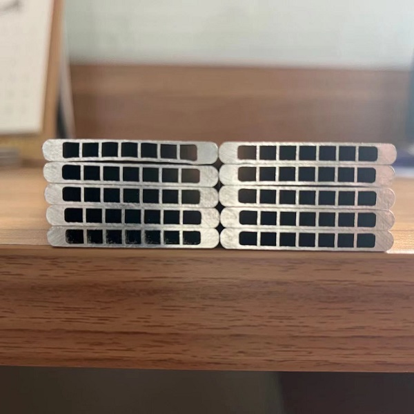 Трубка для радиатора интеркулера и маслоохладителя