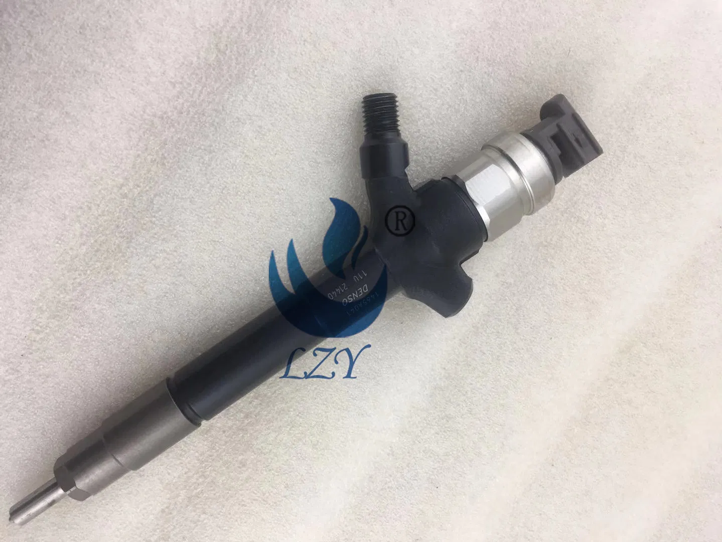 Diesel Engine Common Rail Injector for Mitsubishi Series 1465A041/095000-560# (1465A054/095000-576#)