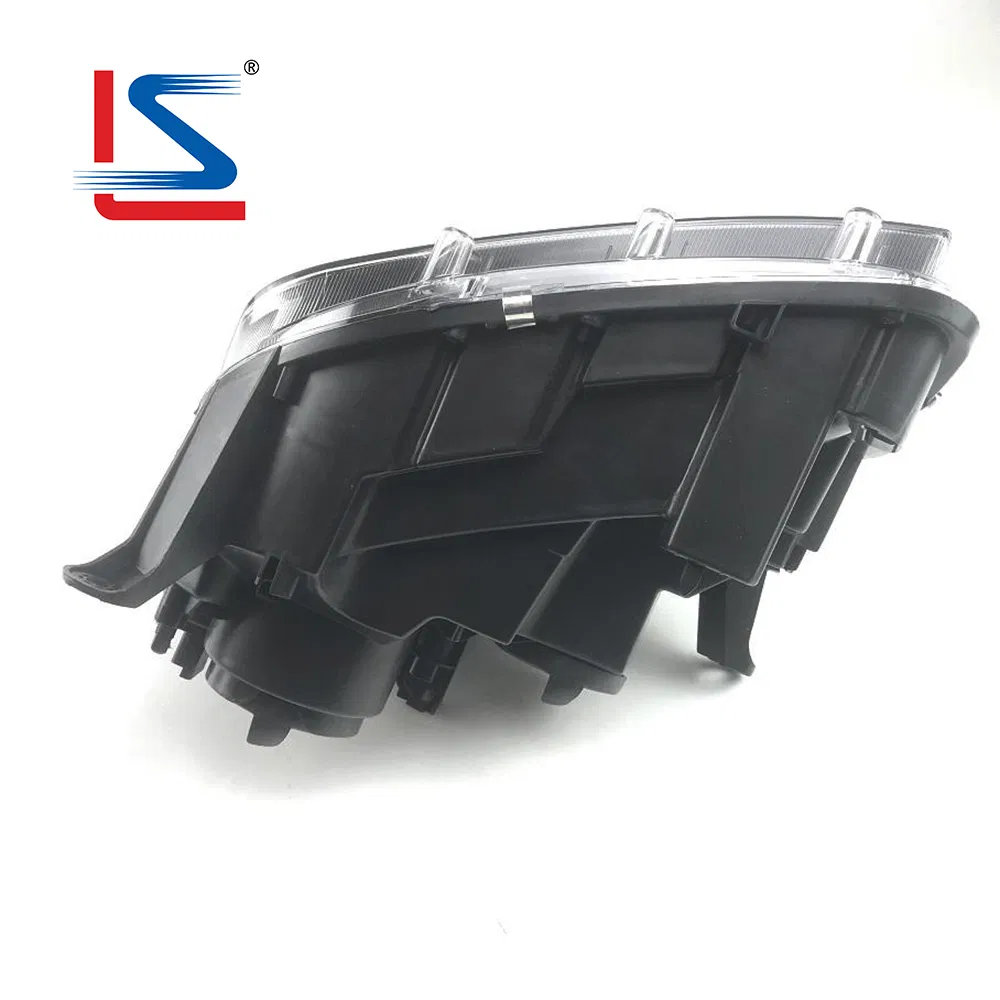 Фара головного света Renault Dacia Duster 2013-2017