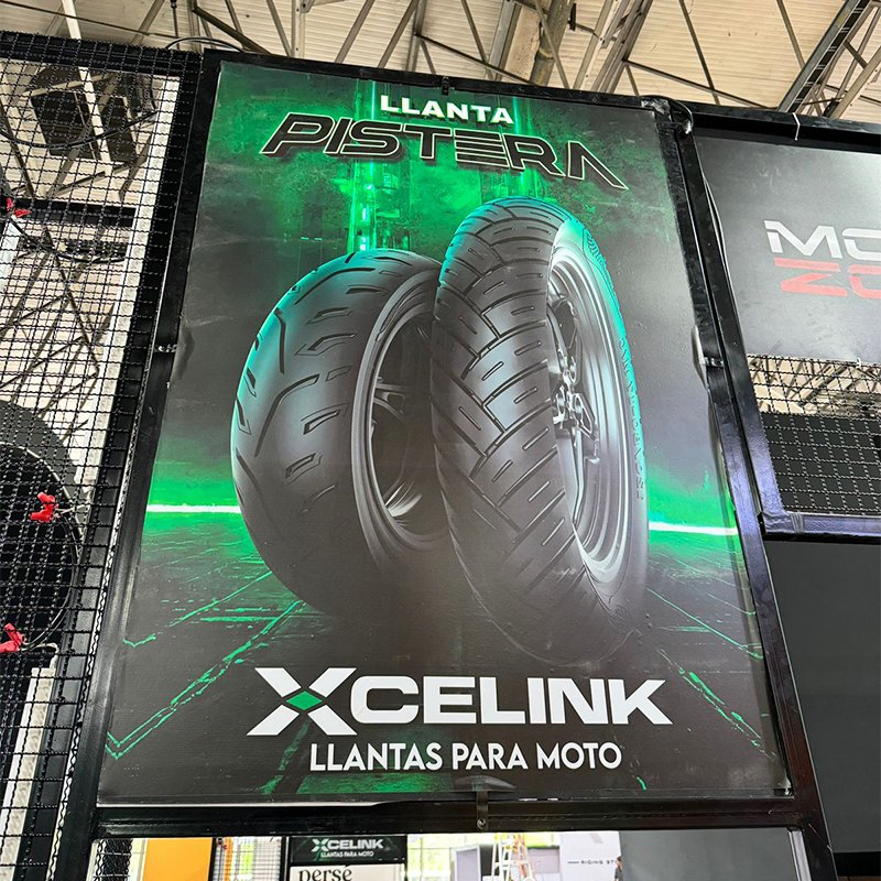 Шина мотоциклетная бескамерная 10-12 дюймов XCELINK