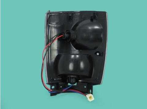 High Quaity Yuejin 1042 1063 Truck Parts Front Lamp