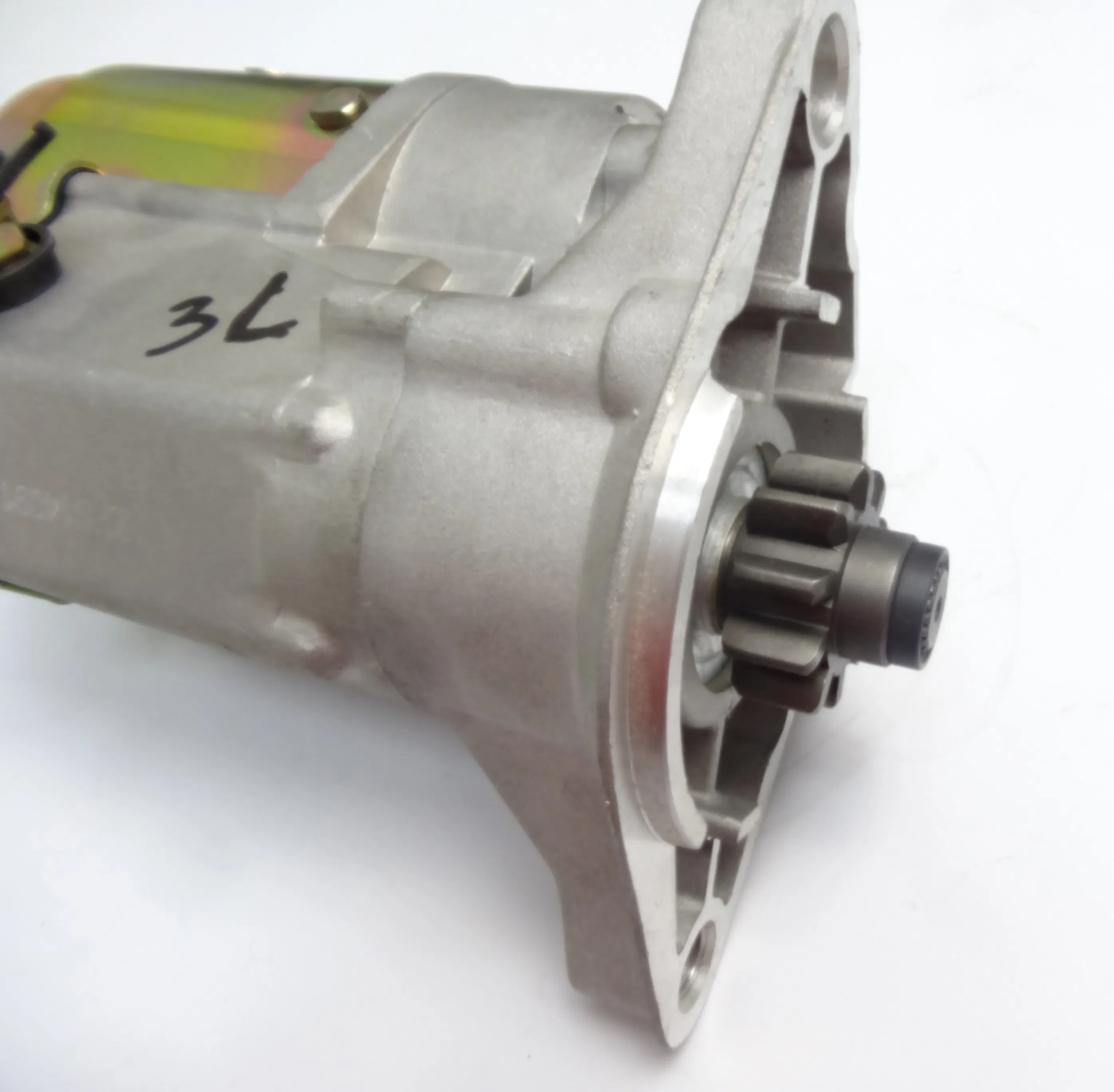 Стартер для Toyota Hilux Vigo 3L (28100-54170)