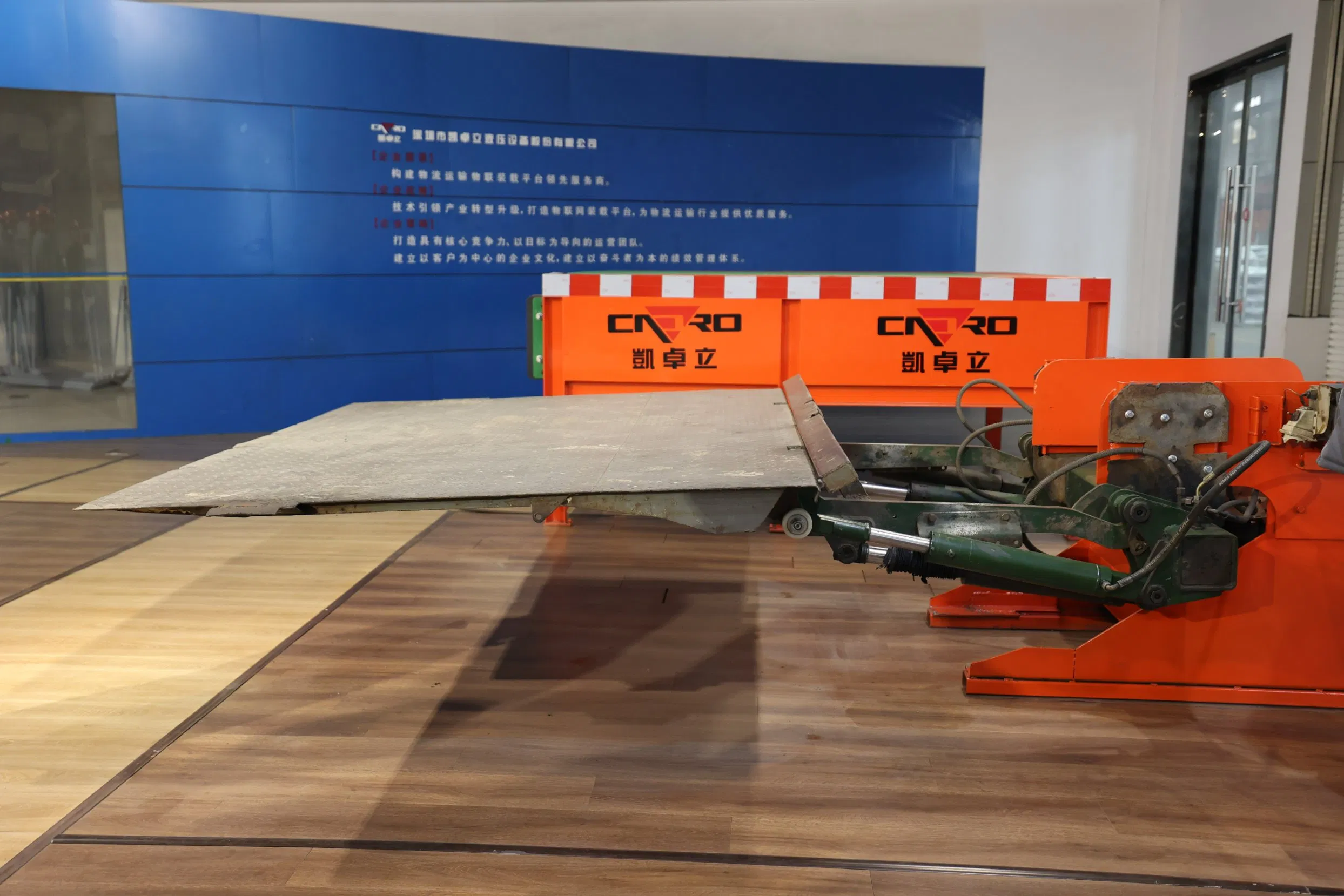 Hydraulic Tail Lift Hydraulic Truck Iron Aluminum Vehicle Platform Tail Gate