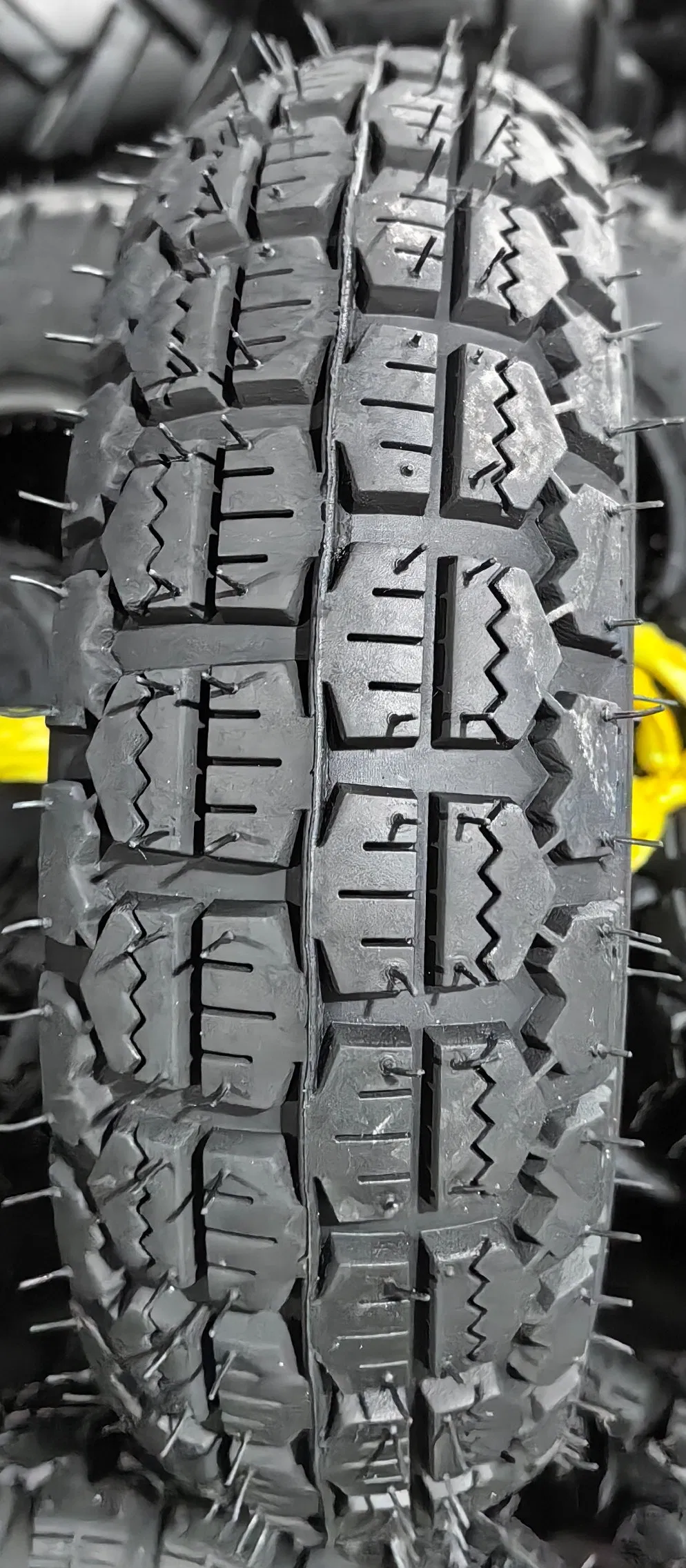 Колесо 3.50/4.10 для садовой тачки